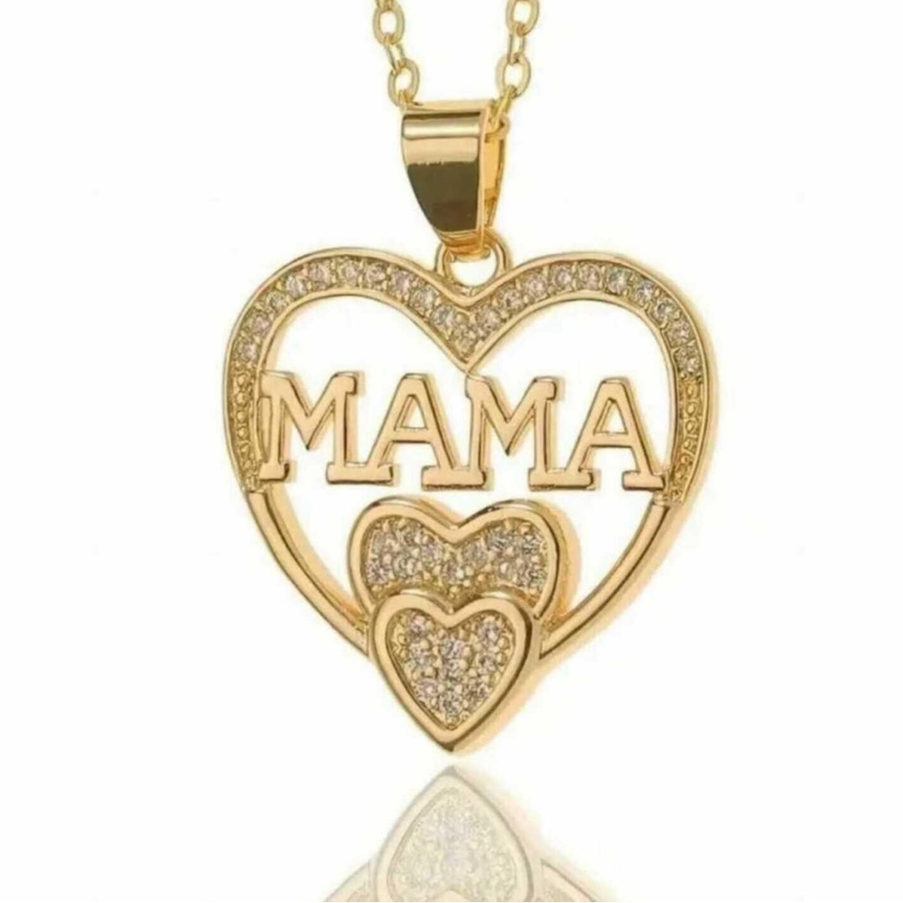 Gold Heart 'Mama' Pendant Necklace